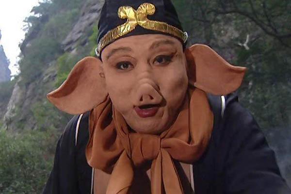 天蓬元帅献一舞，大门有路红灯亮打一生肖的警惕虚假宣传-全面释义、时代解答解释落实